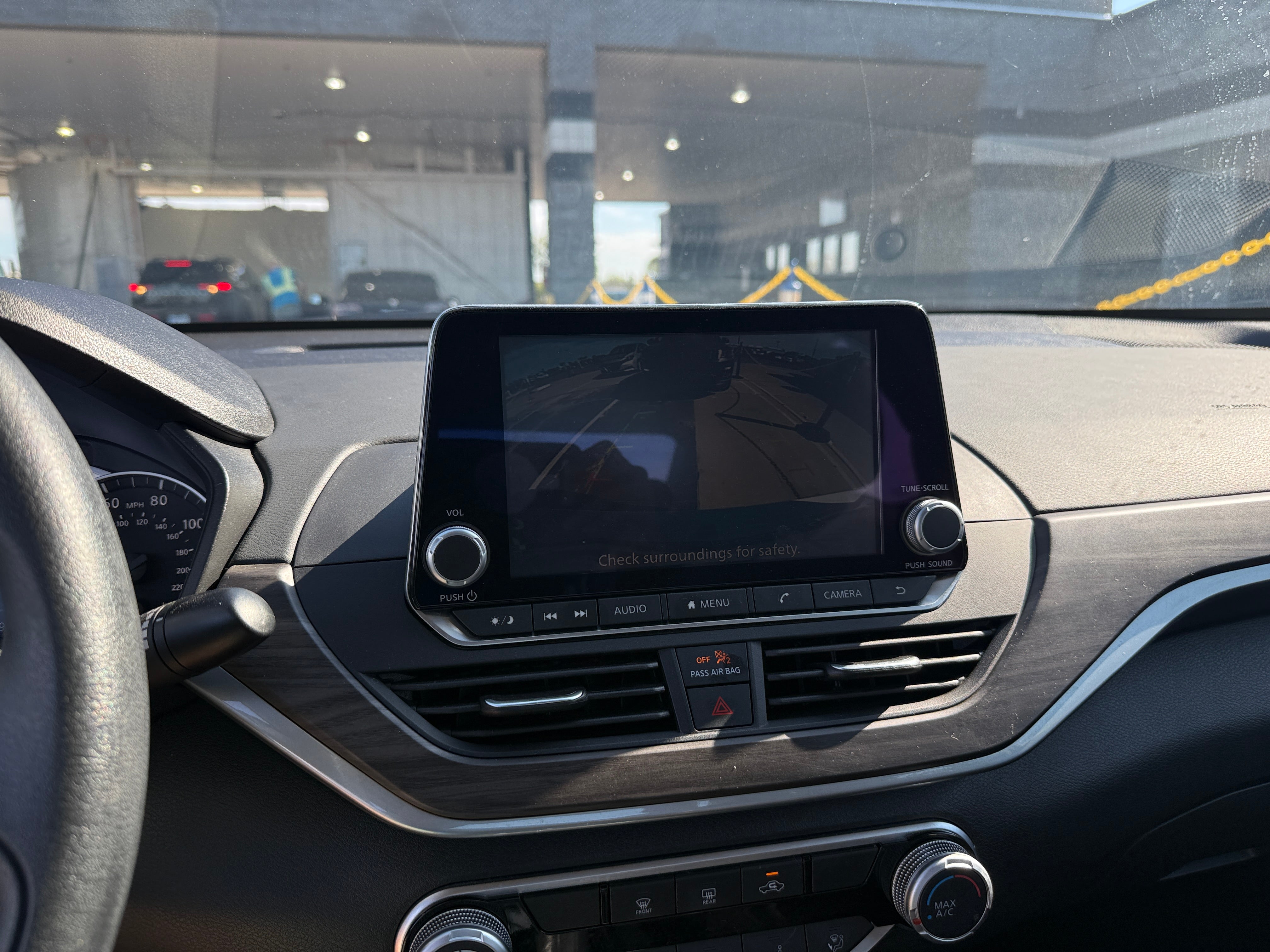2025 Nissan Altima SV - Photo 14