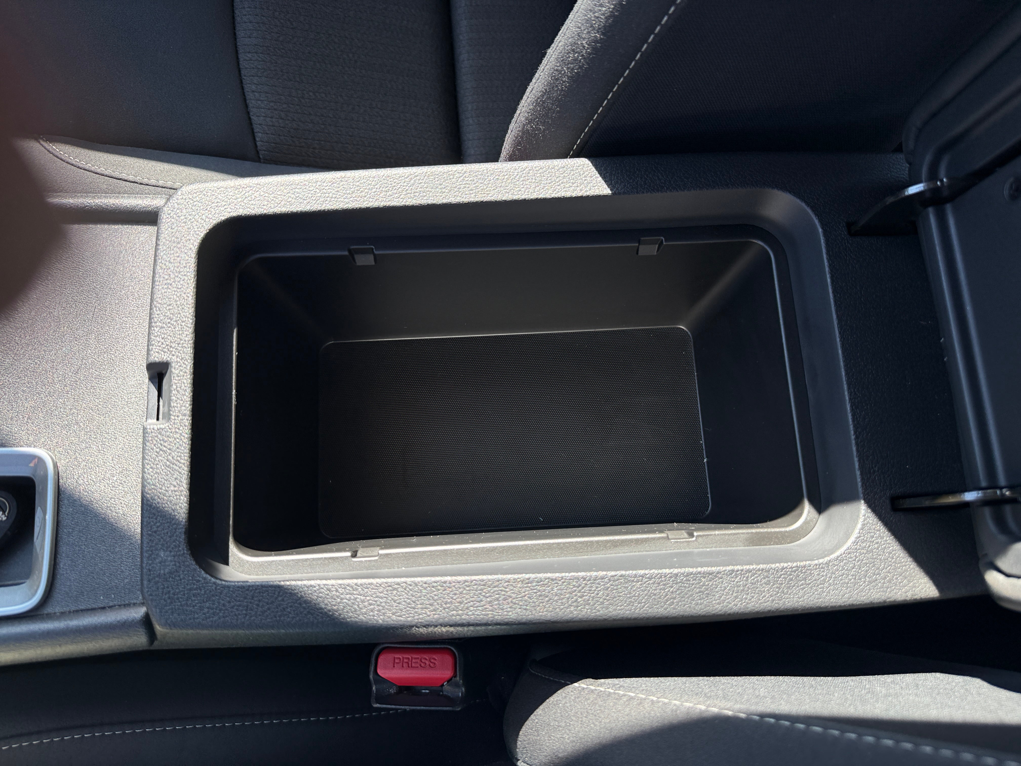 2025 Nissan Altima SV - Photo 15