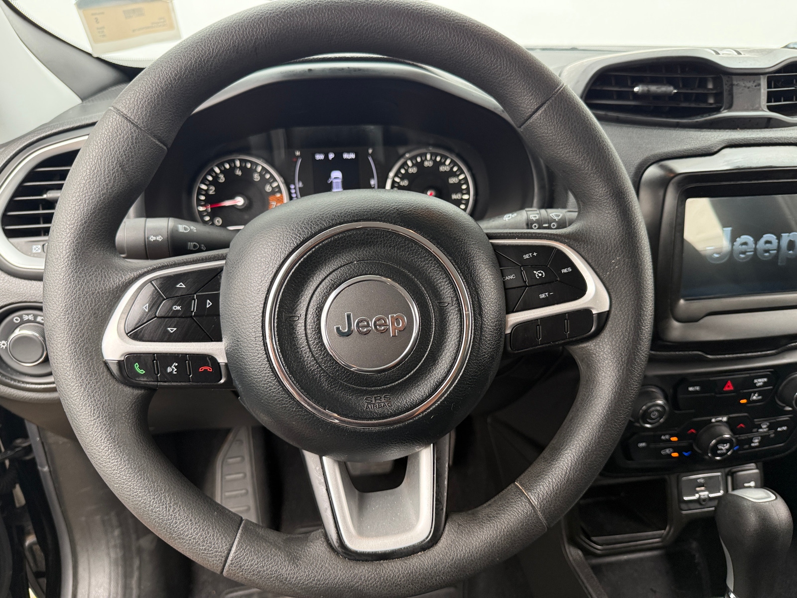 Thumbnail: 2021 Jeep Renegade - 5
