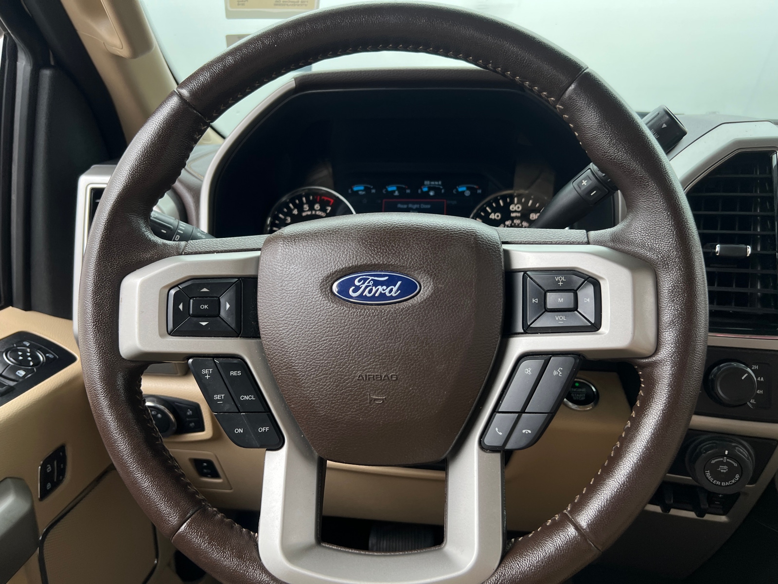 Thumbnail: 2018 Ford Econoline - 4
