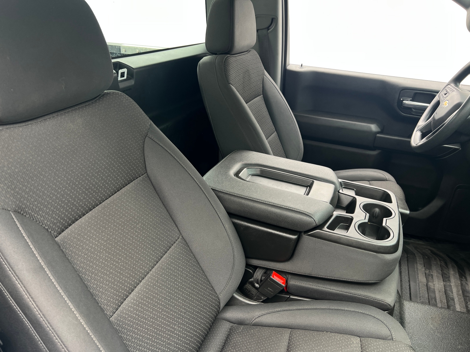 Thumbnail: 2025 Chevrolet Silverado 1500 - 2