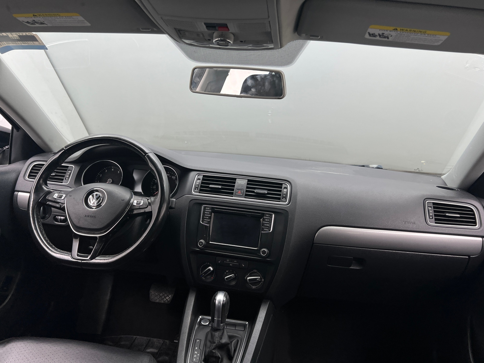 Thumbnail: 2017 Volkswagen Jetta - 2