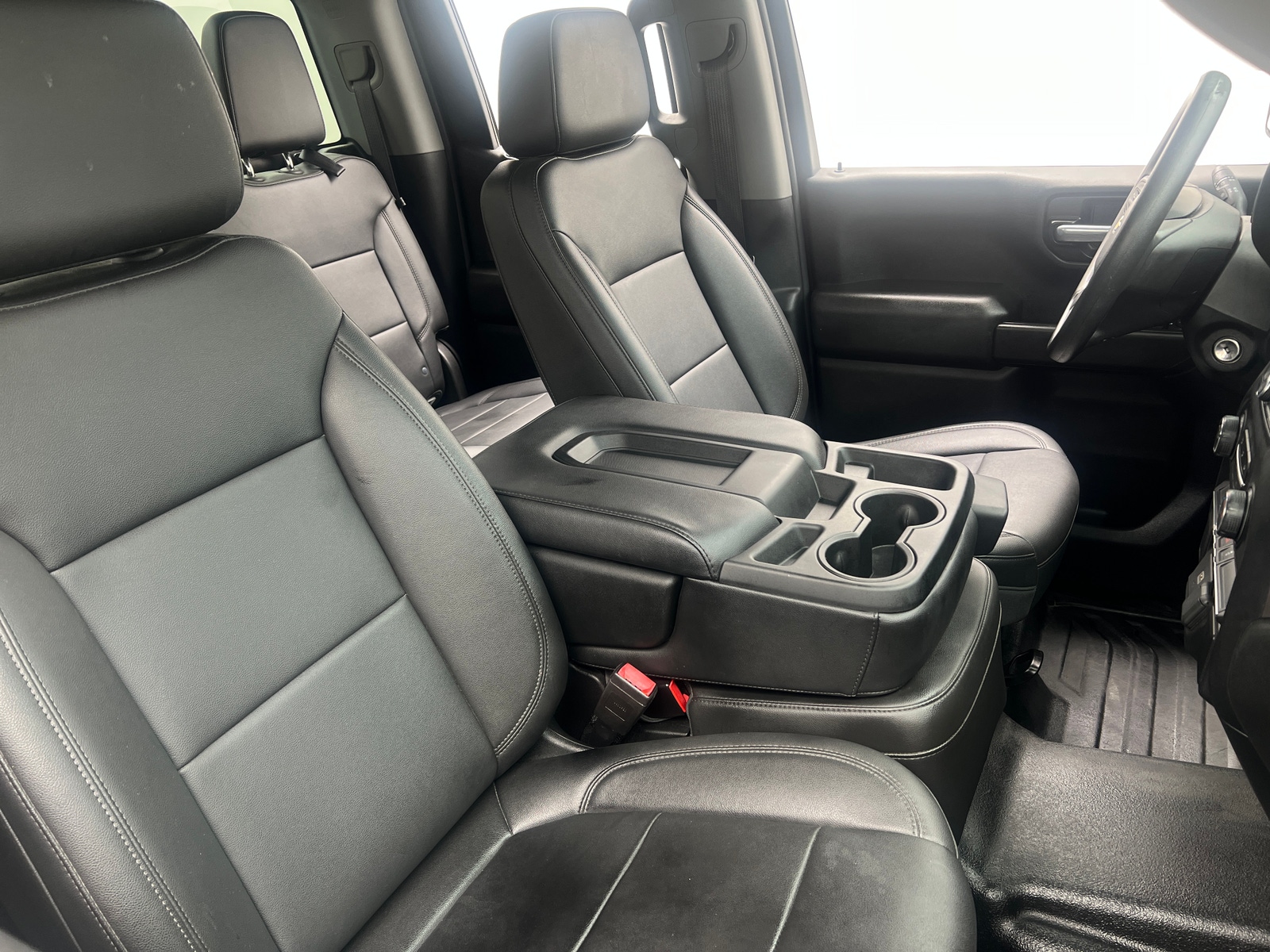 Thumbnail: 2020 Chevrolet Silverado 1500 - 2
