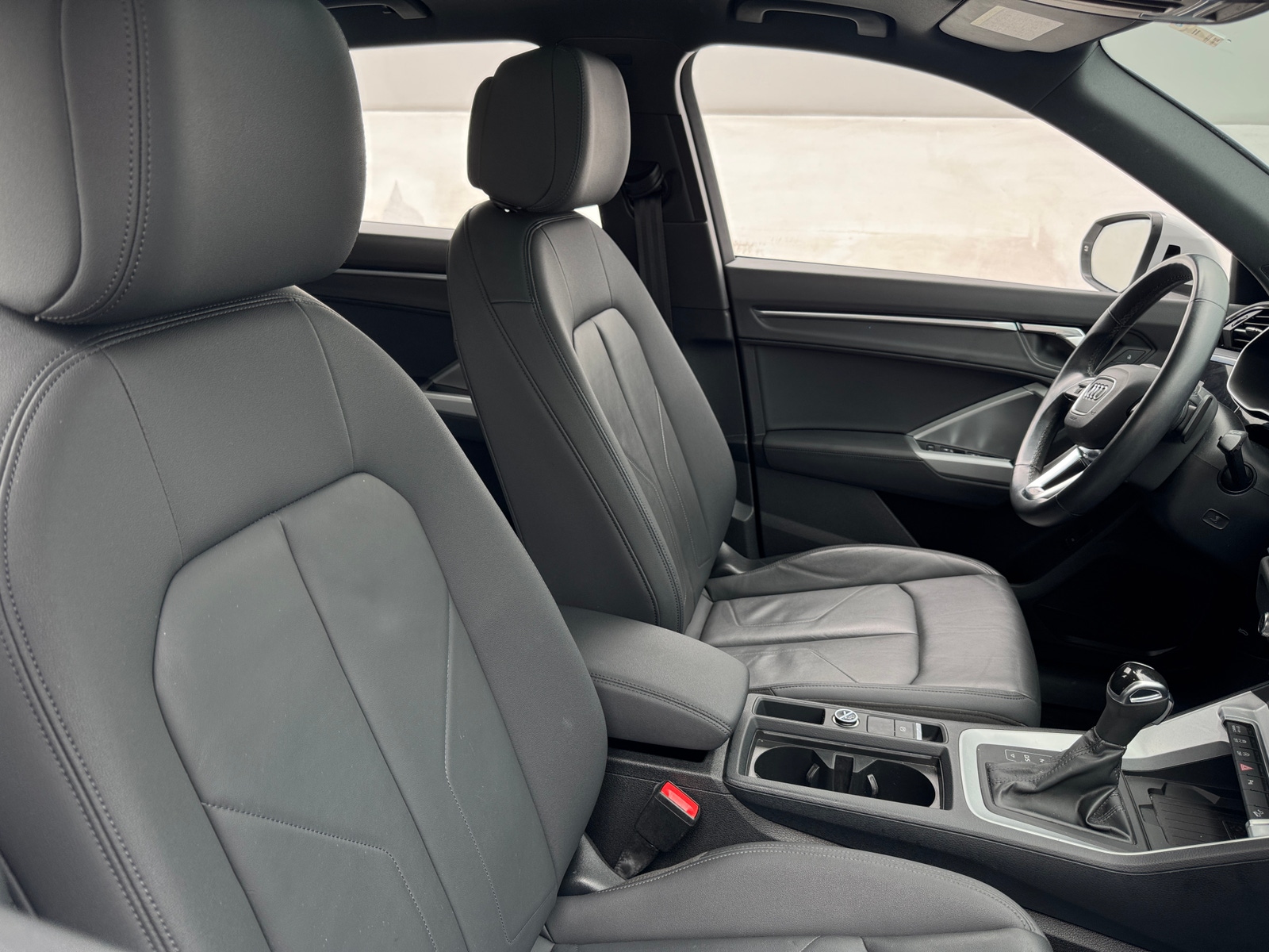 Thumbnail: 2021 Audi Q3 - 2