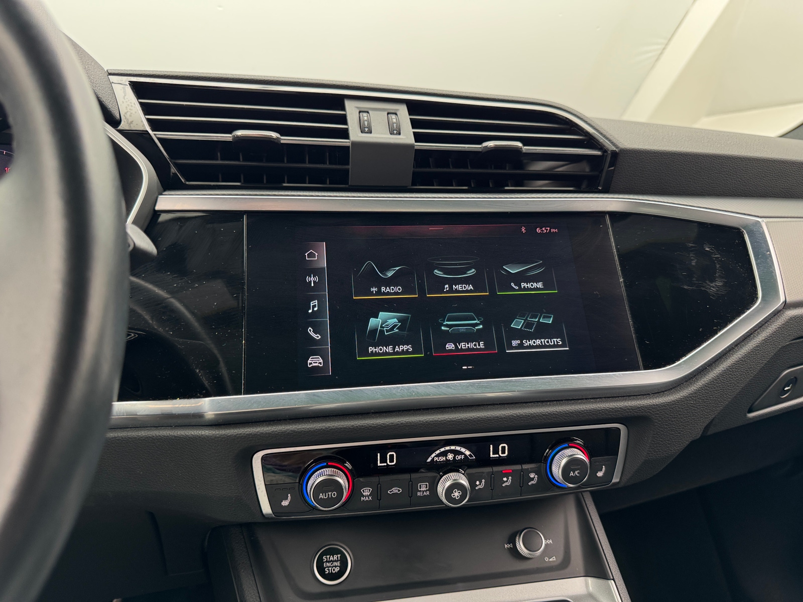 Thumbnail: 2021 Audi Q3 - 4