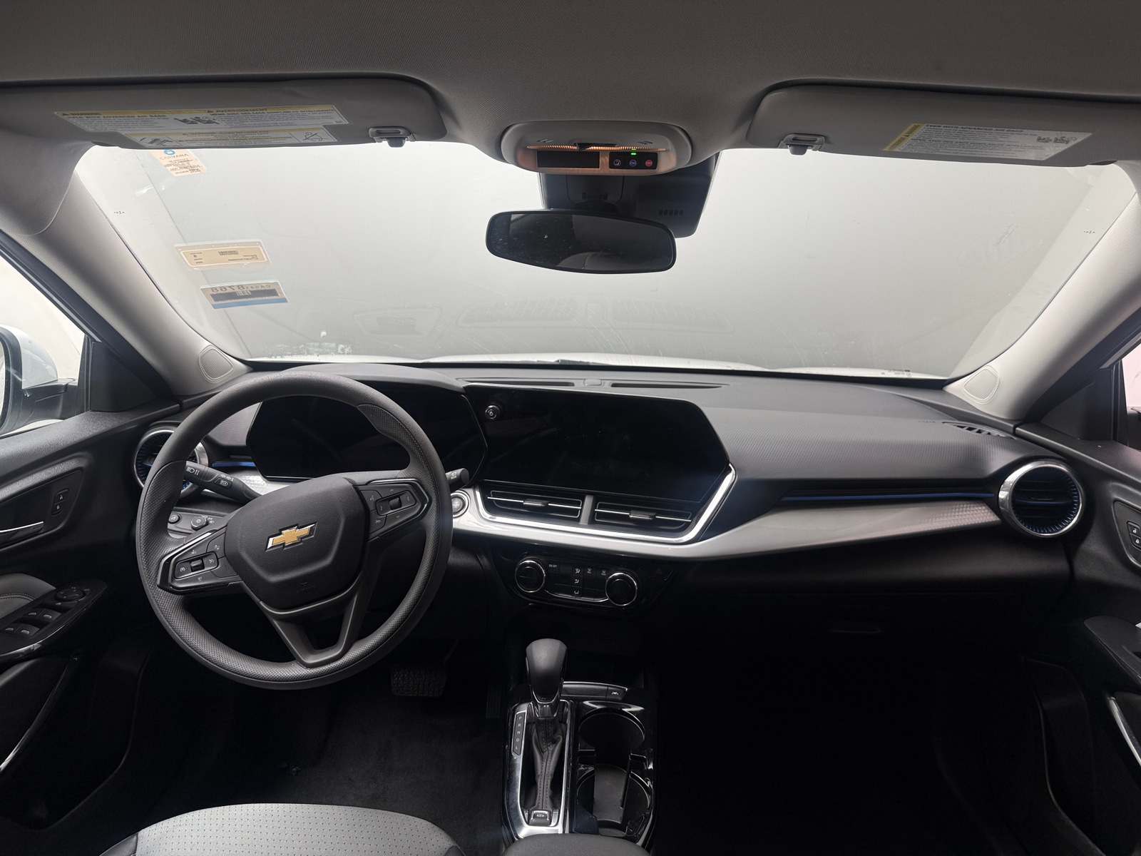 Thumbnail: 2025 Chevrolet Trax - 2