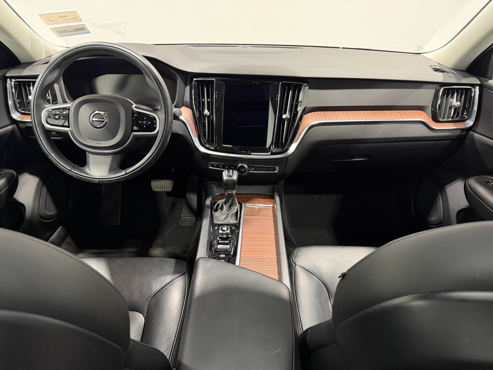 Thumbnail: 2021 Volvo S60 - 2