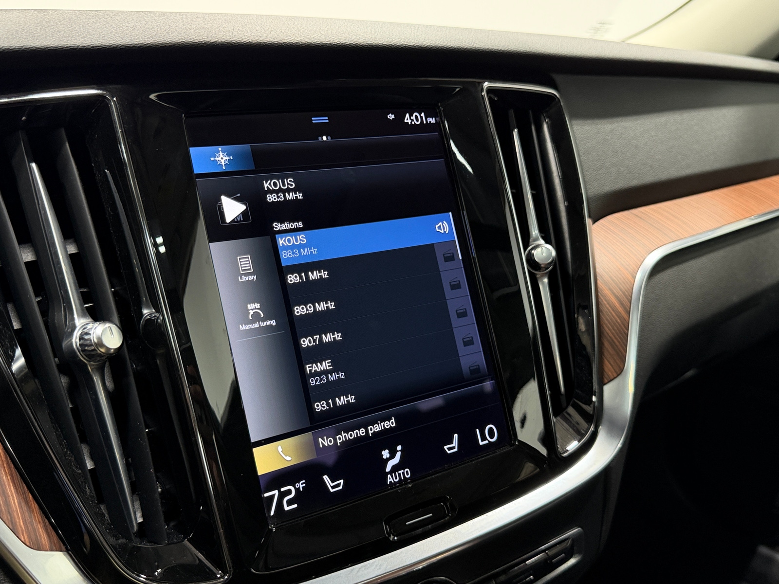 Thumbnail: 2021 Volvo S60 - 3