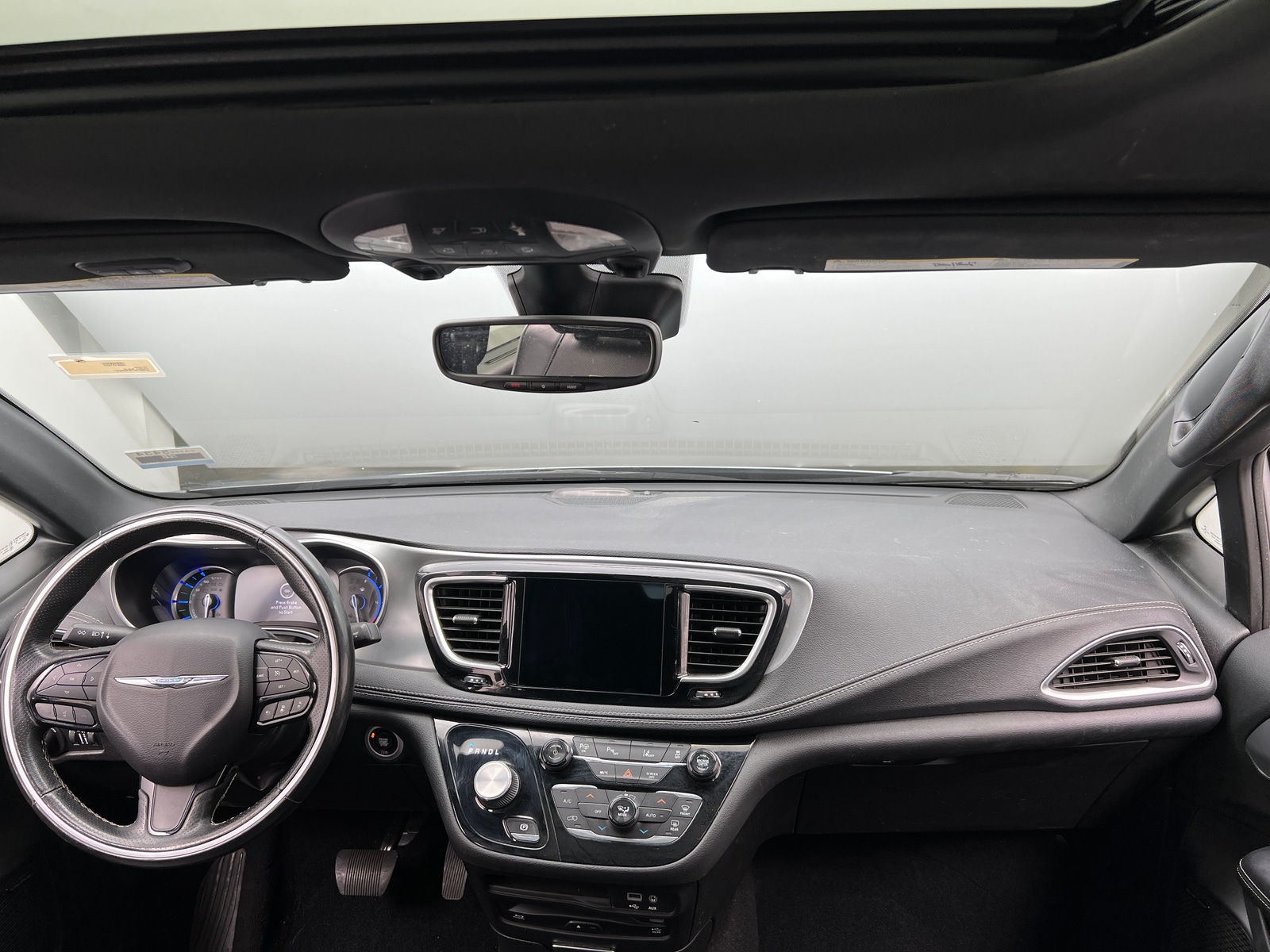 Thumbnail: 2019 Chrysler Pacifica - 2