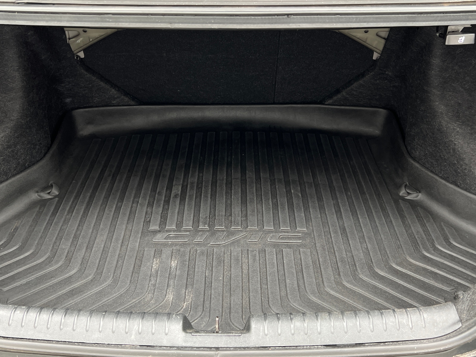 Thumbnail: 2012 Honda Civic - 7