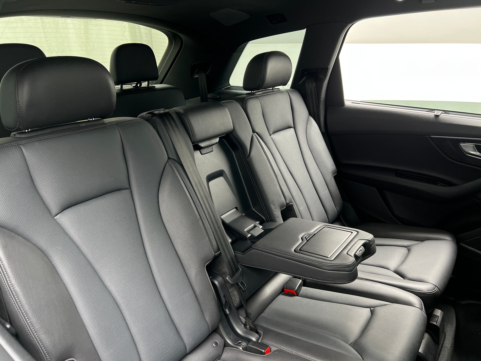 Thumbnail: 2018 Audi Q7 - 6
