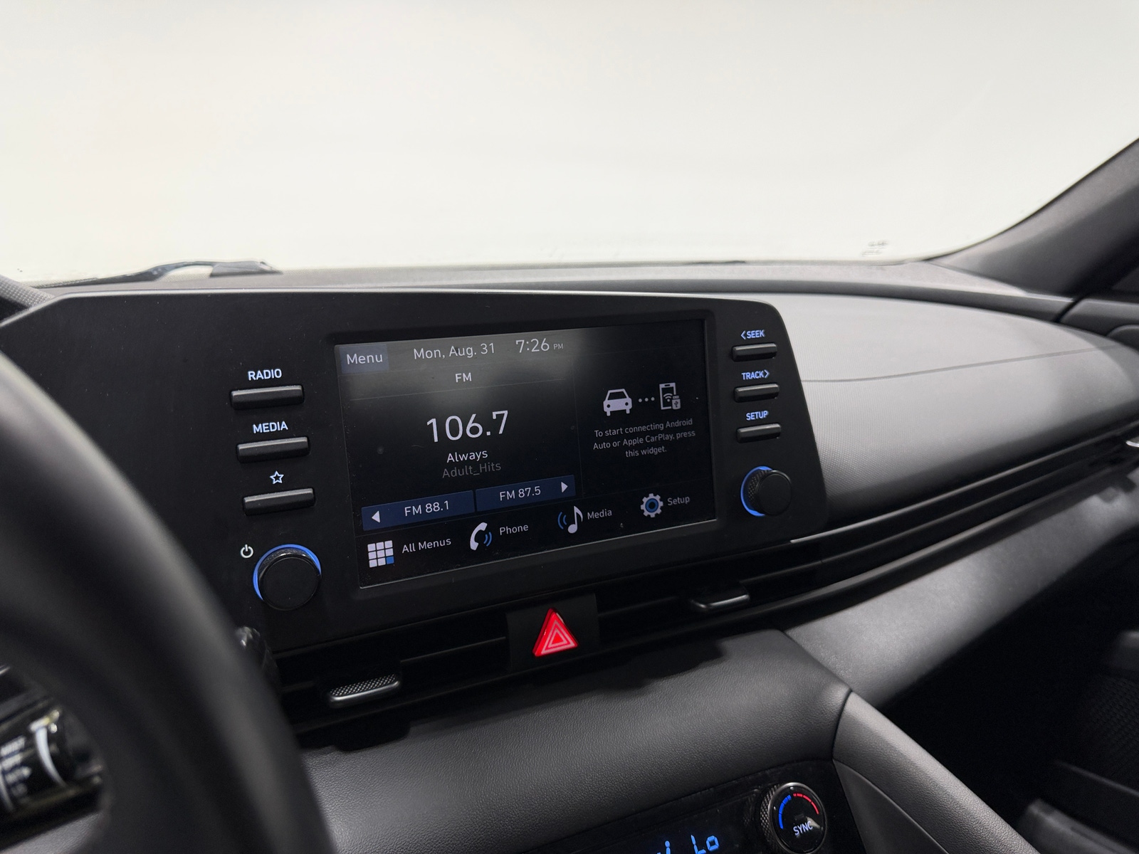 Thumbnail: 2025 Hyundai Elantra - 4