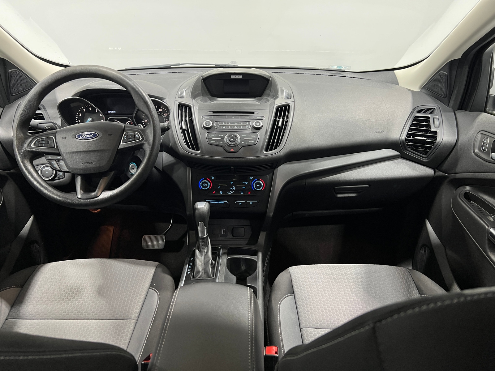 Thumbnail: 2017 Ford Escape - 3