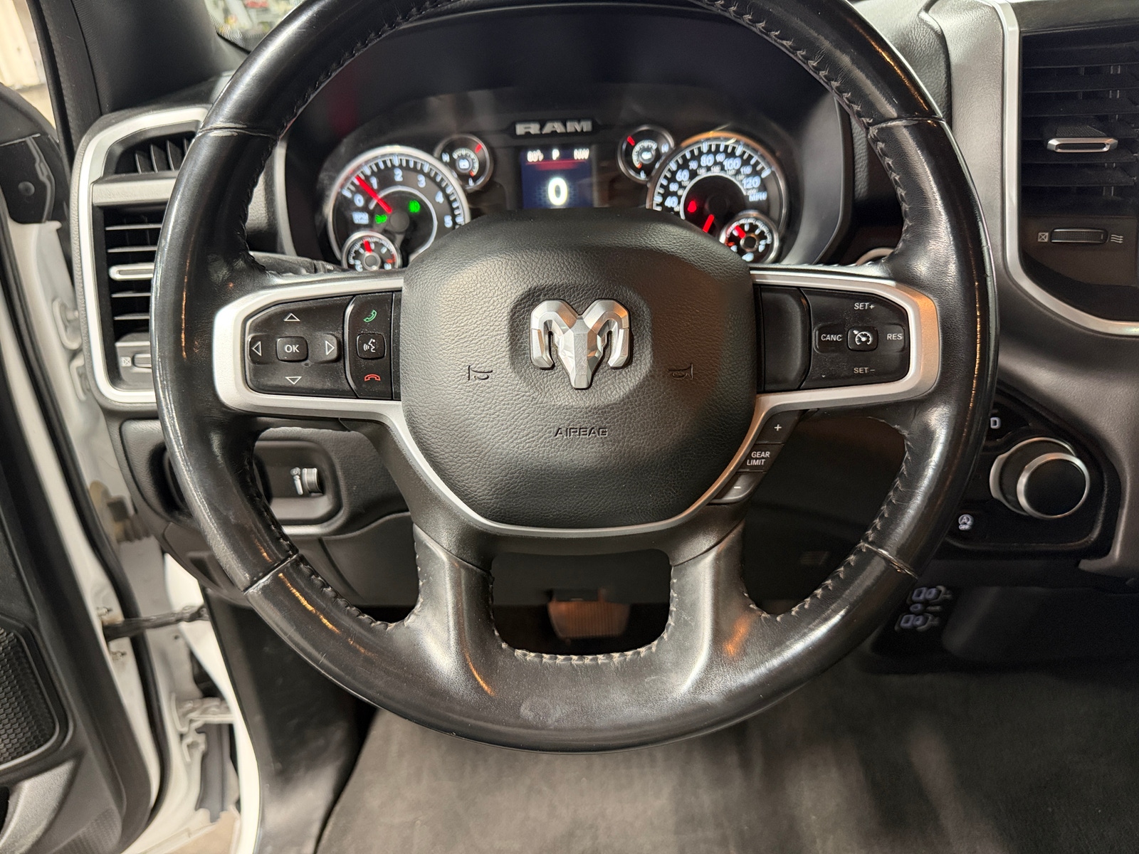 Thumbnail: 2022 RAM 1500 - 5