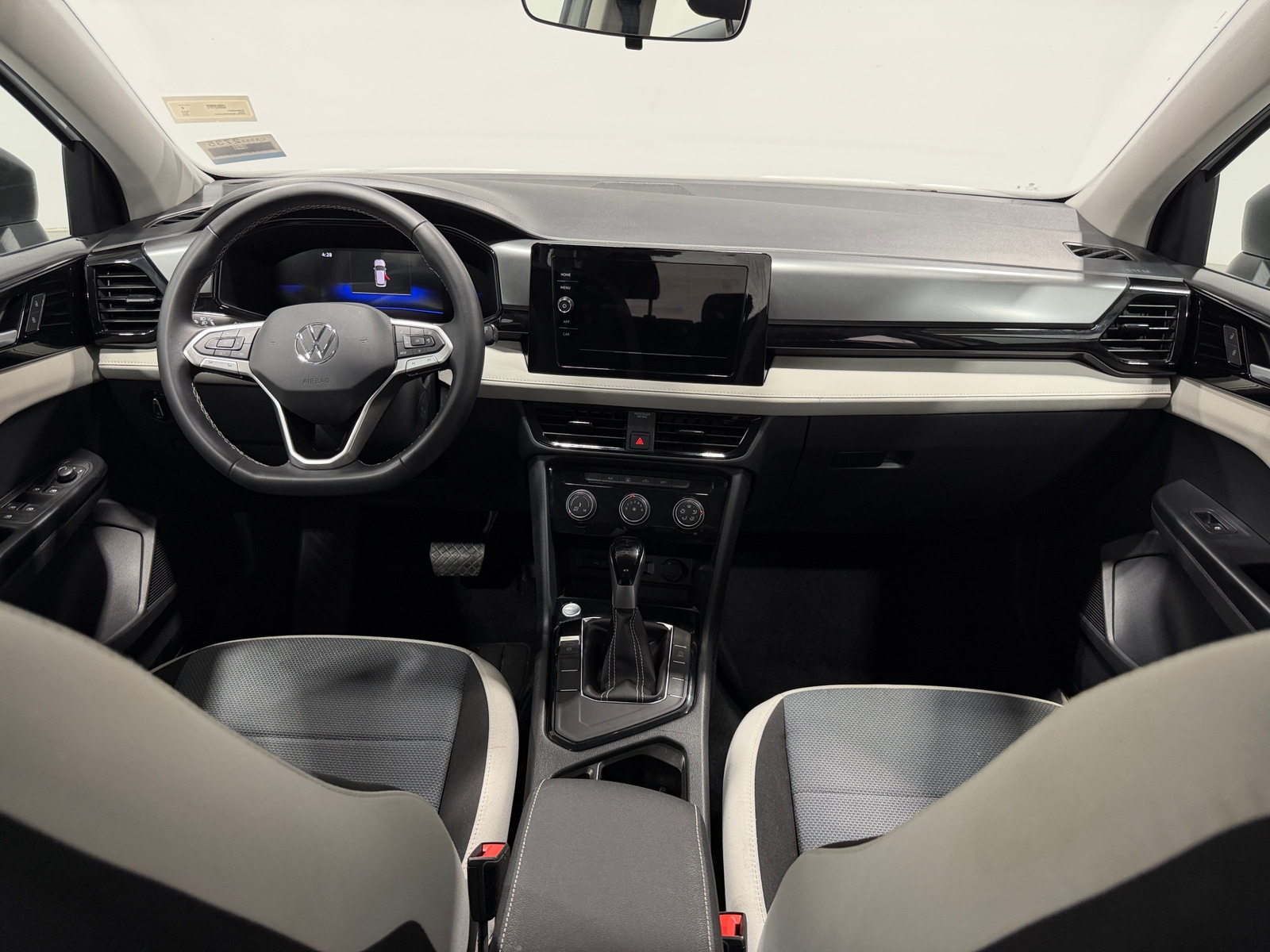 Thumbnail: 2026 Volkswagen Taos - 3