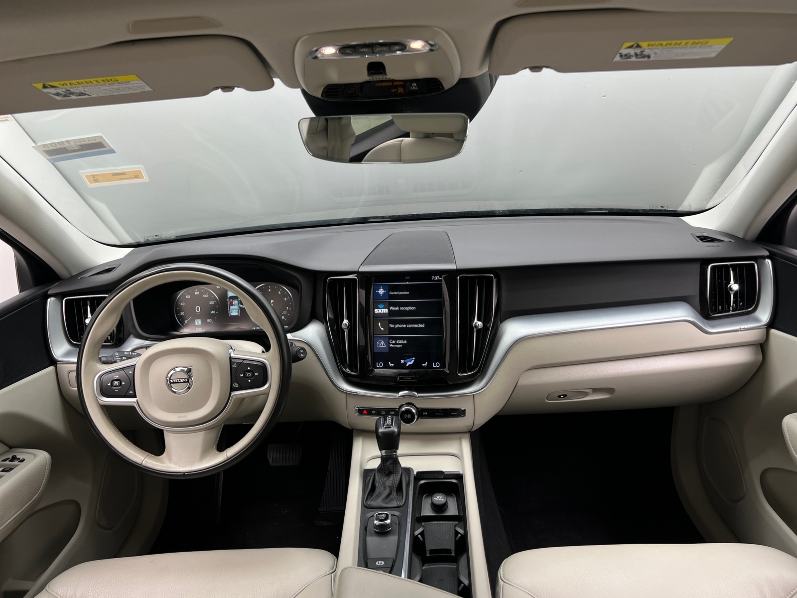Thumbnail: 2018 Volvo XC60 - 2