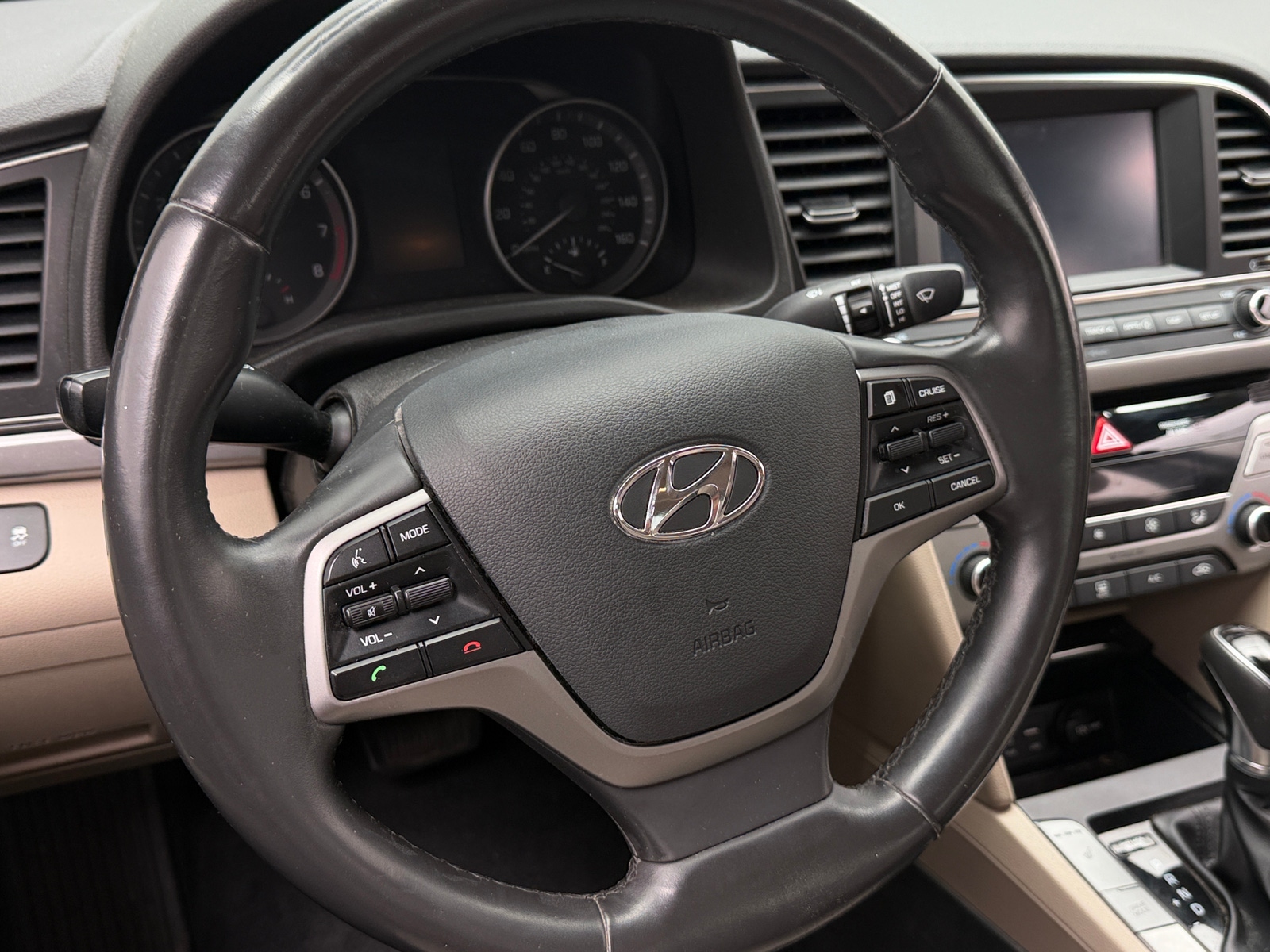 Thumbnail: 2017 Hyundai Elantra - 5