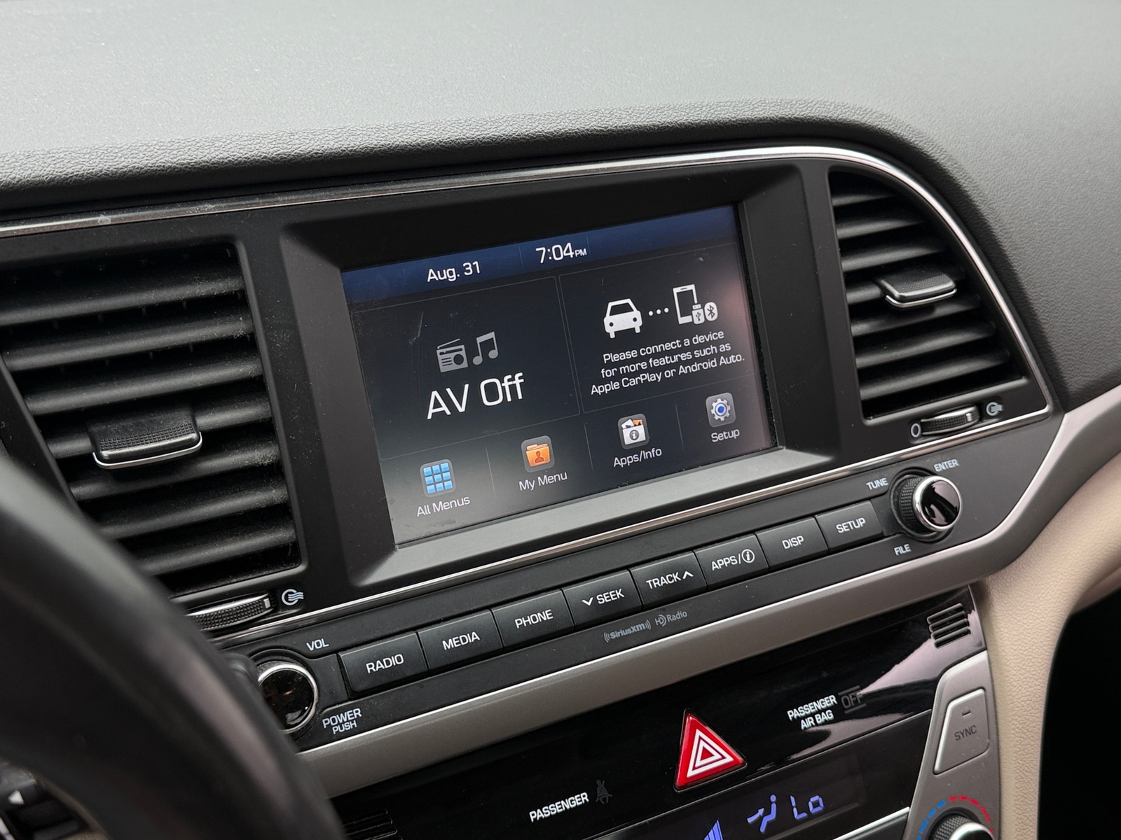 Thumbnail: 2017 Hyundai Elantra - 4
