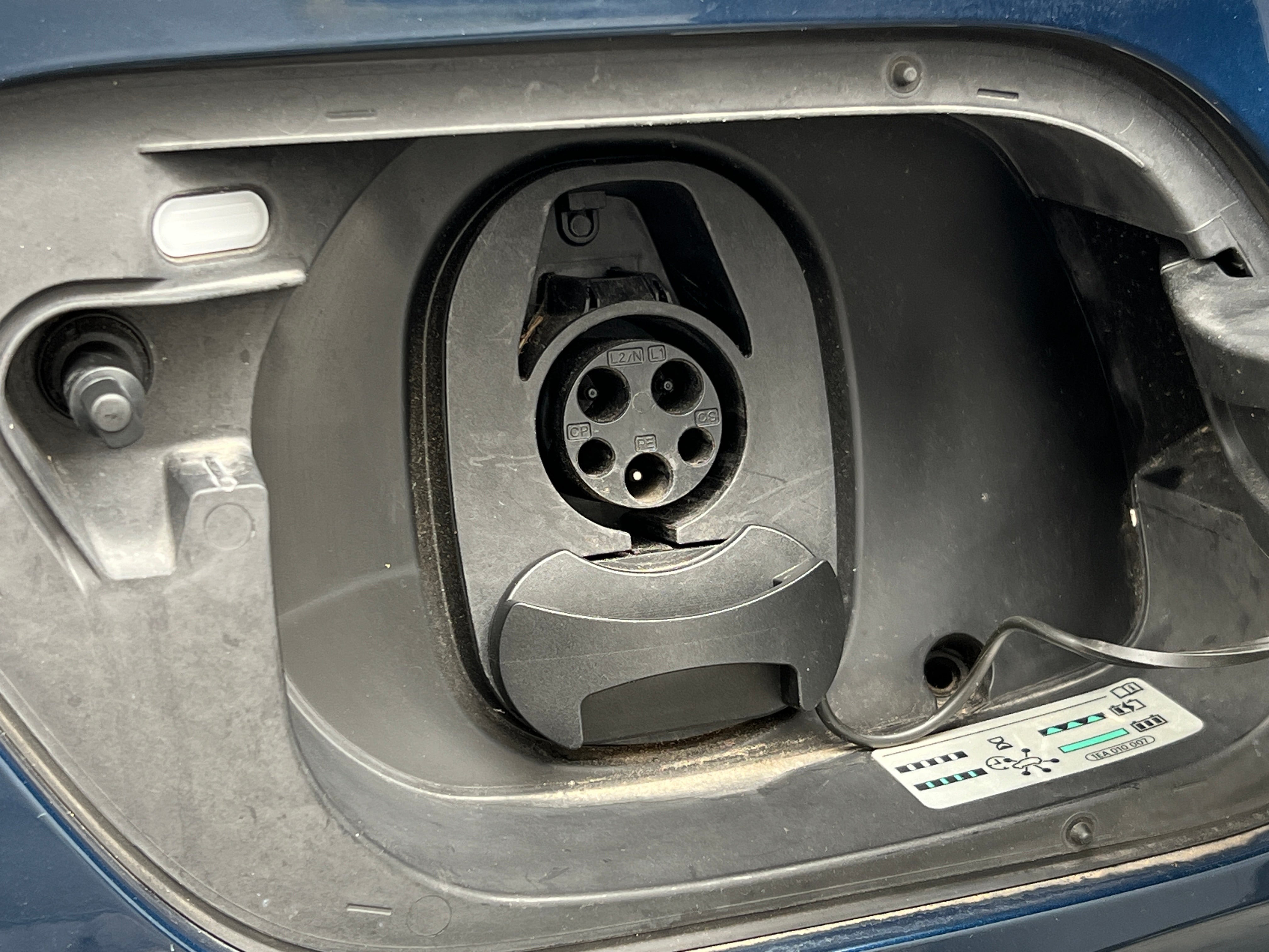 Used 2023 Volkswagen ID.4 PRO S with VIN 1V2GNPE83PC008169 for sale in Oak Creek, WI
