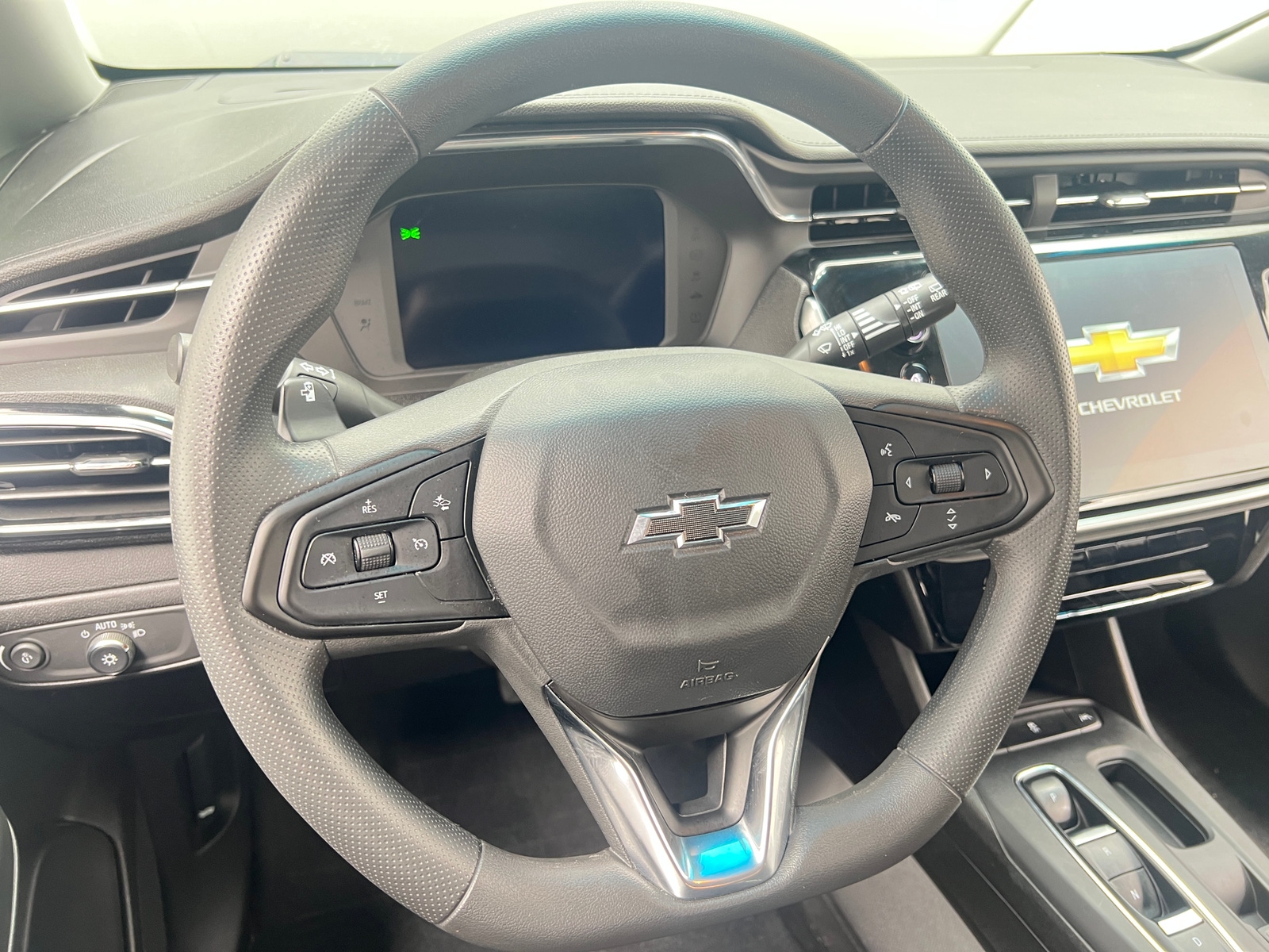 Thumbnail: 2023 Chevrolet Bolt EV - 5