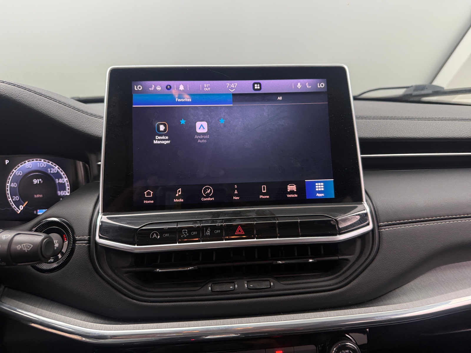 Thumbnail: 2022 Jeep Compass - 3