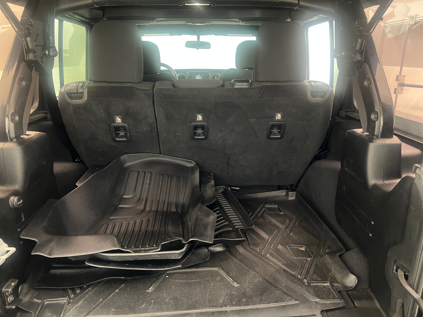 Thumbnail: 2018 Jeep Wrangler - 7