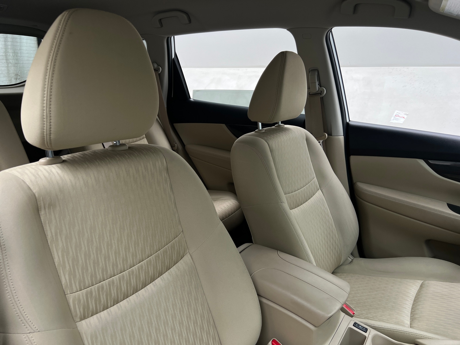 Thumbnail: 2017 Nissan Rogue - 2