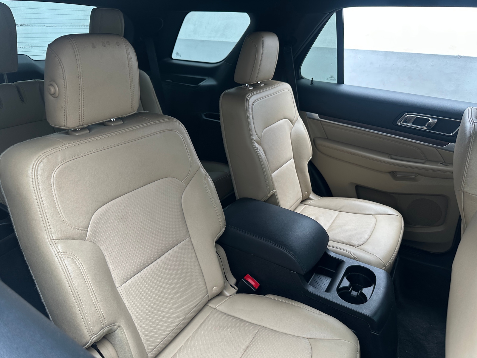 Thumbnail: 2017 Ford Explorer - 5