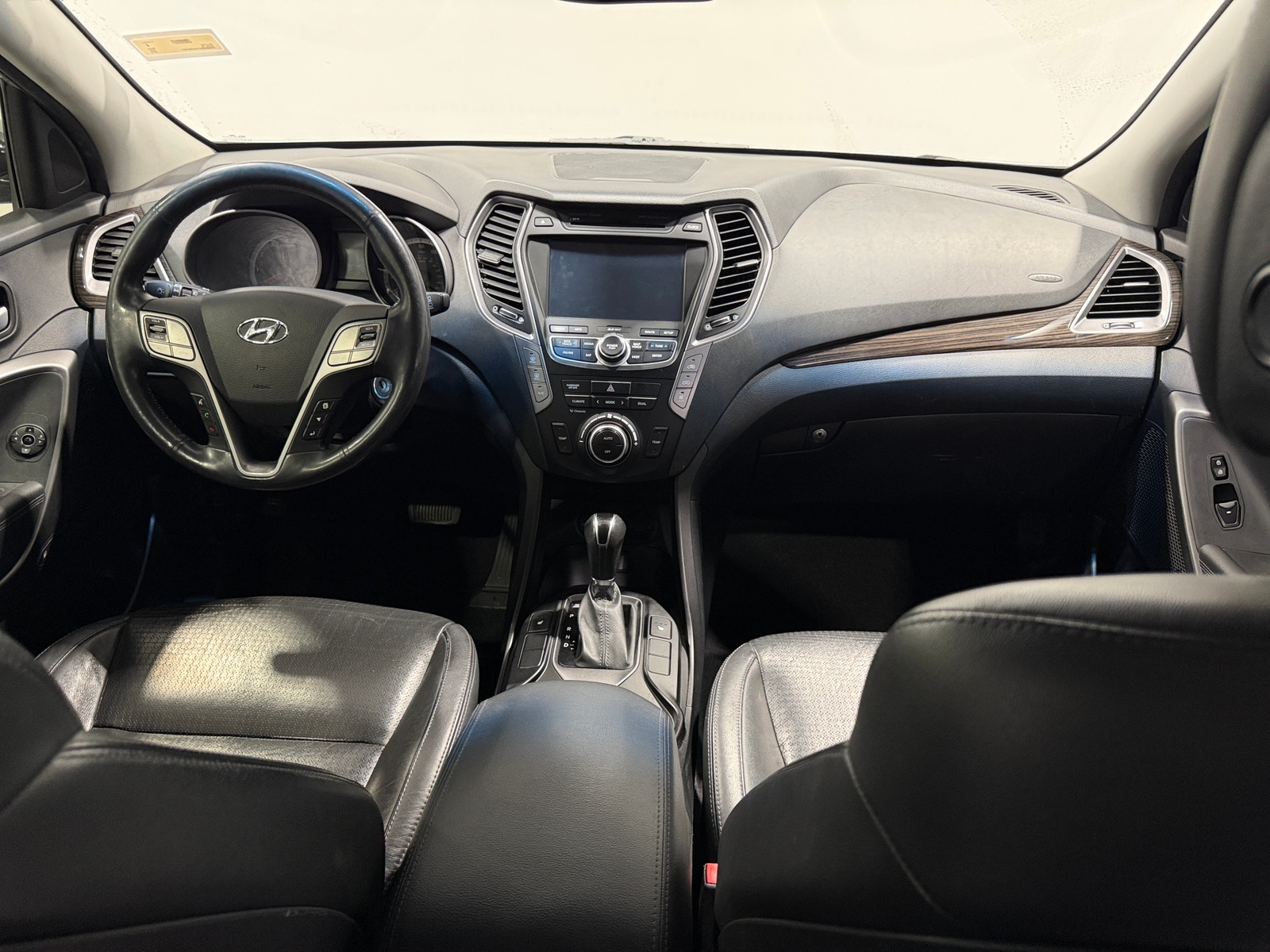 Thumbnail: 2013 Hyundai Santa Fe - 3