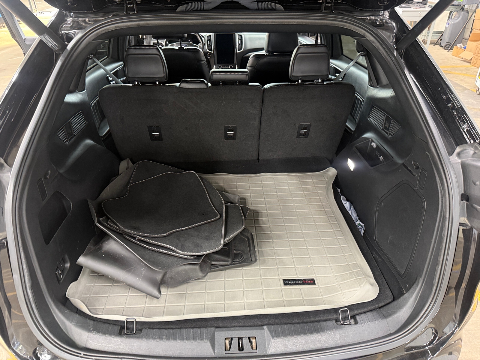 Thumbnail: 2021 Ford Edge - 6