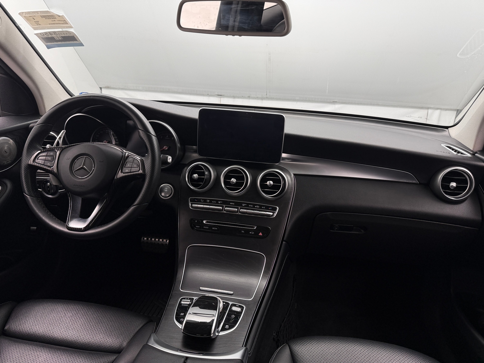 Thumbnail: 2016 Mercedes-Benz GLC - 2
