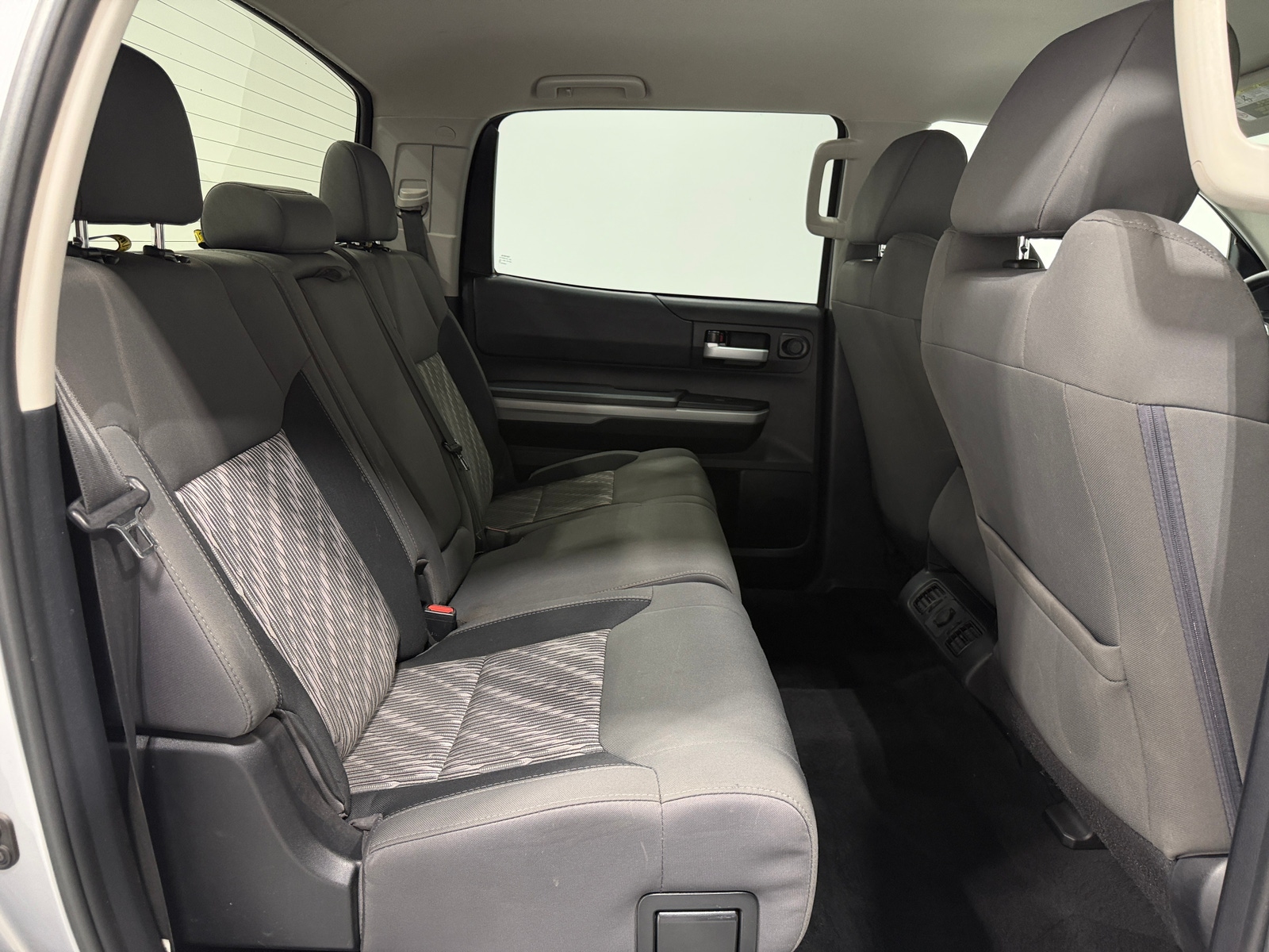 Thumbnail: 2019 Toyota Tundra - 6