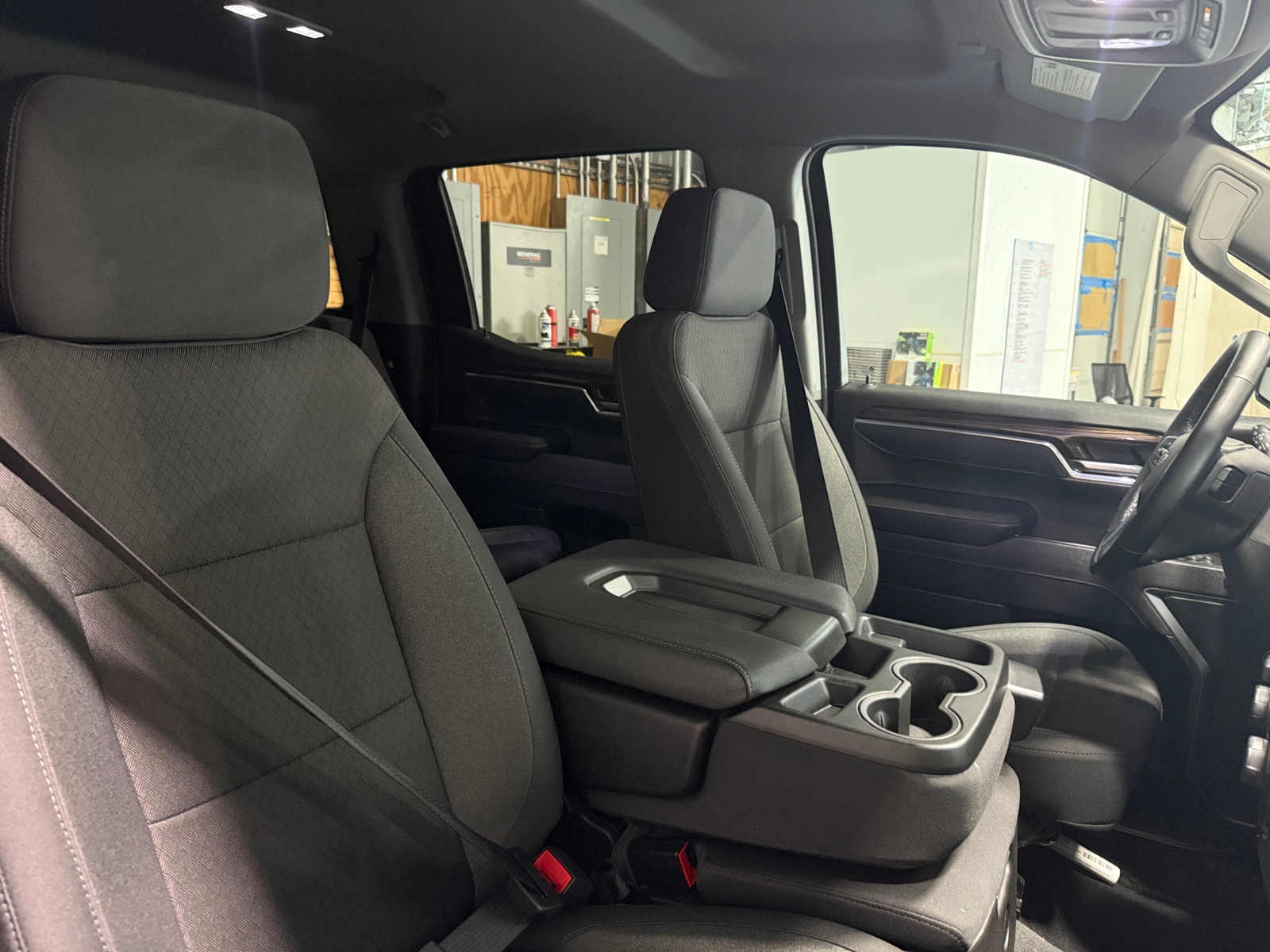 Thumbnail: 2026 Chevrolet Silverado 1500 - 2