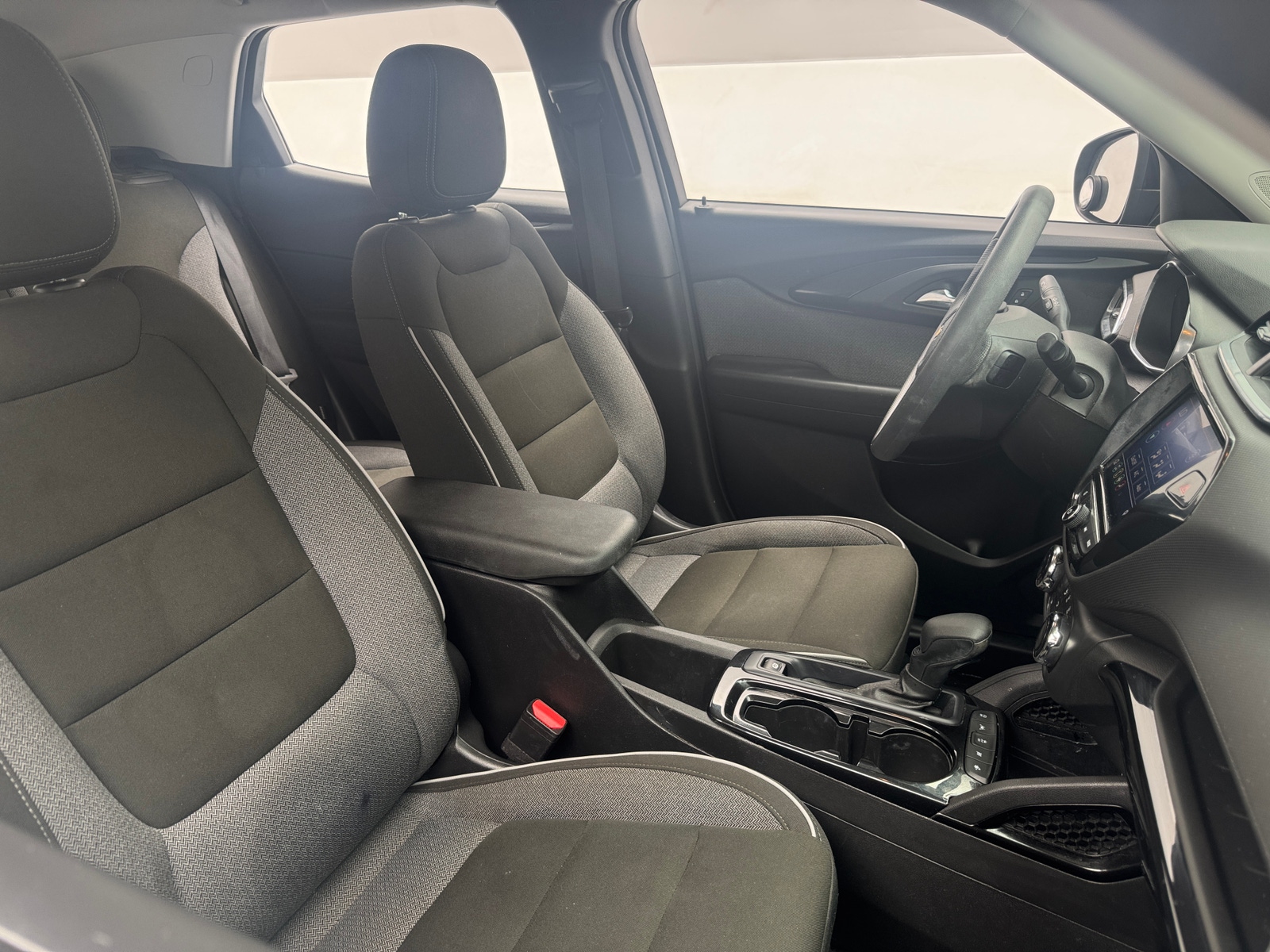 Thumbnail: 2021 Chevrolet TrailBlazer - 2