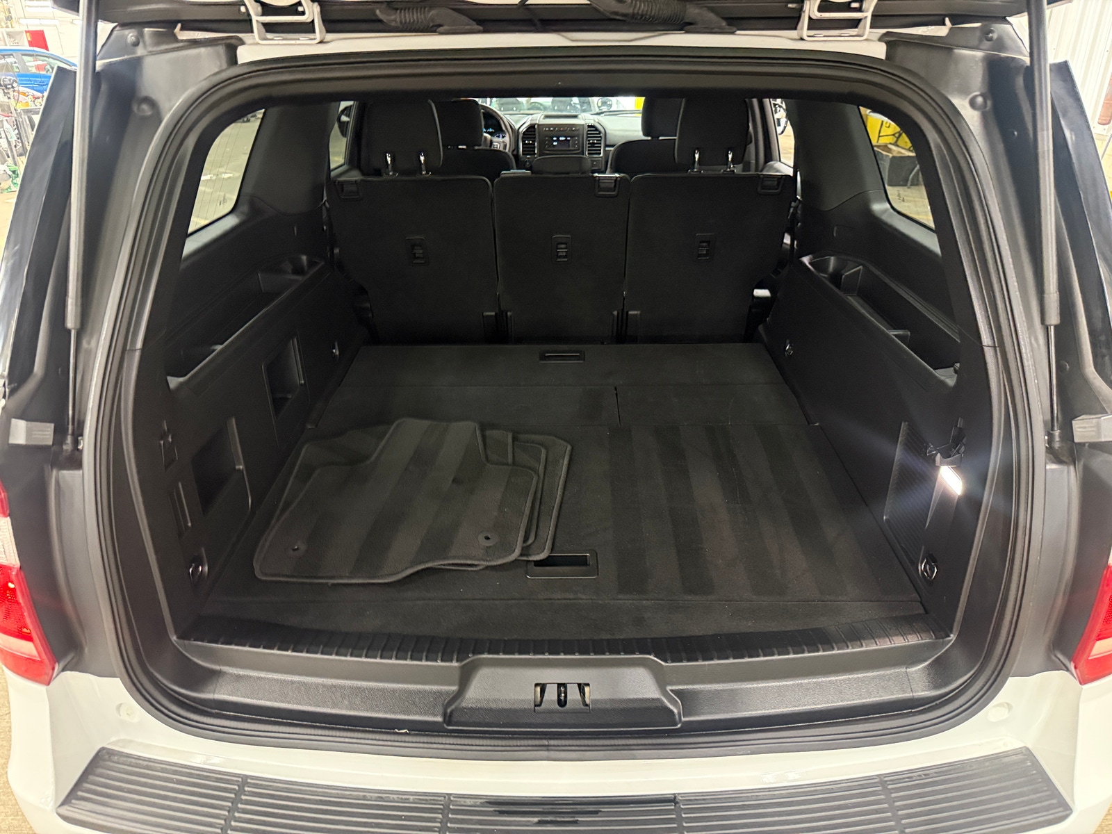 Thumbnail: 2018 Ford Expedition MAX - 7