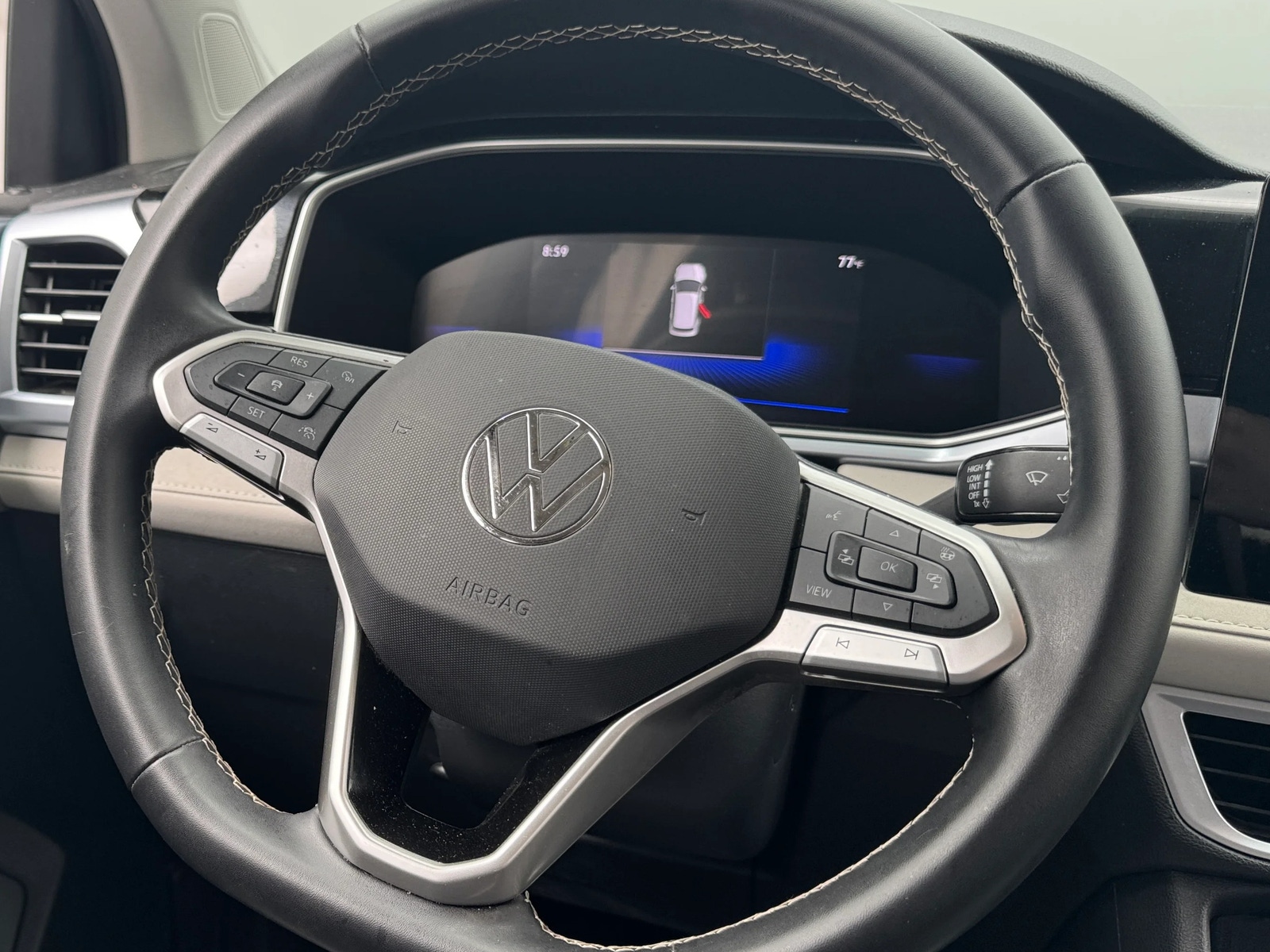 Thumbnail: 2026 Volkswagen Taos - 4