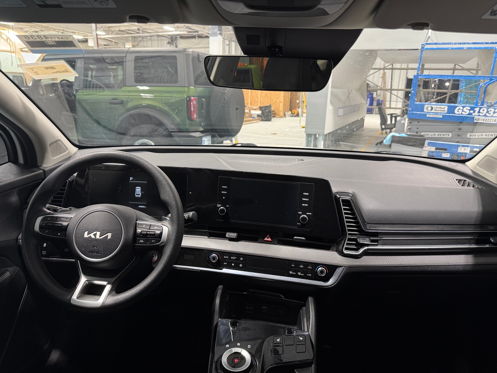Thumbnail: 2023 Kia Sportage - 3