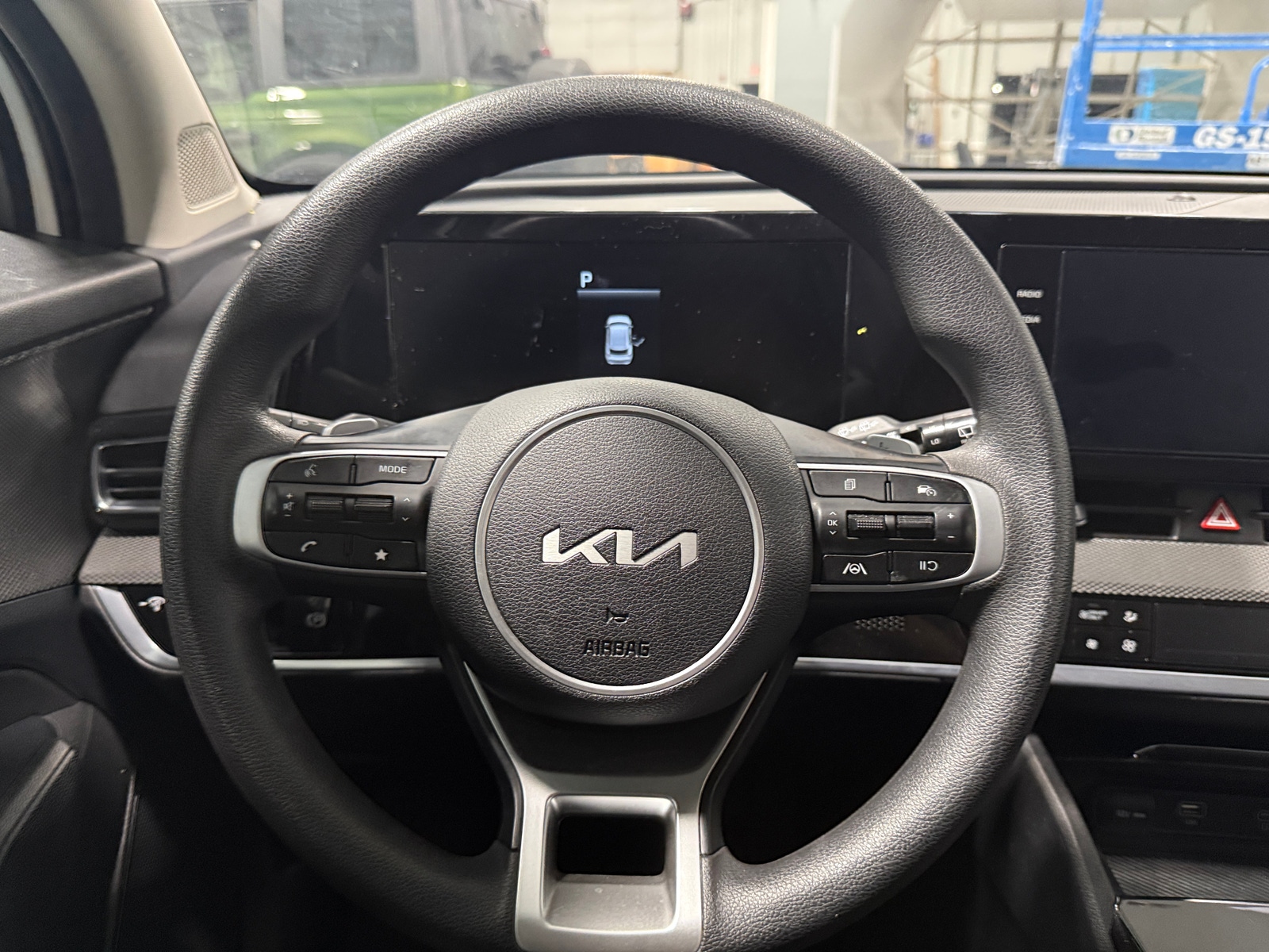 Thumbnail: 2023 Kia Sportage - 5