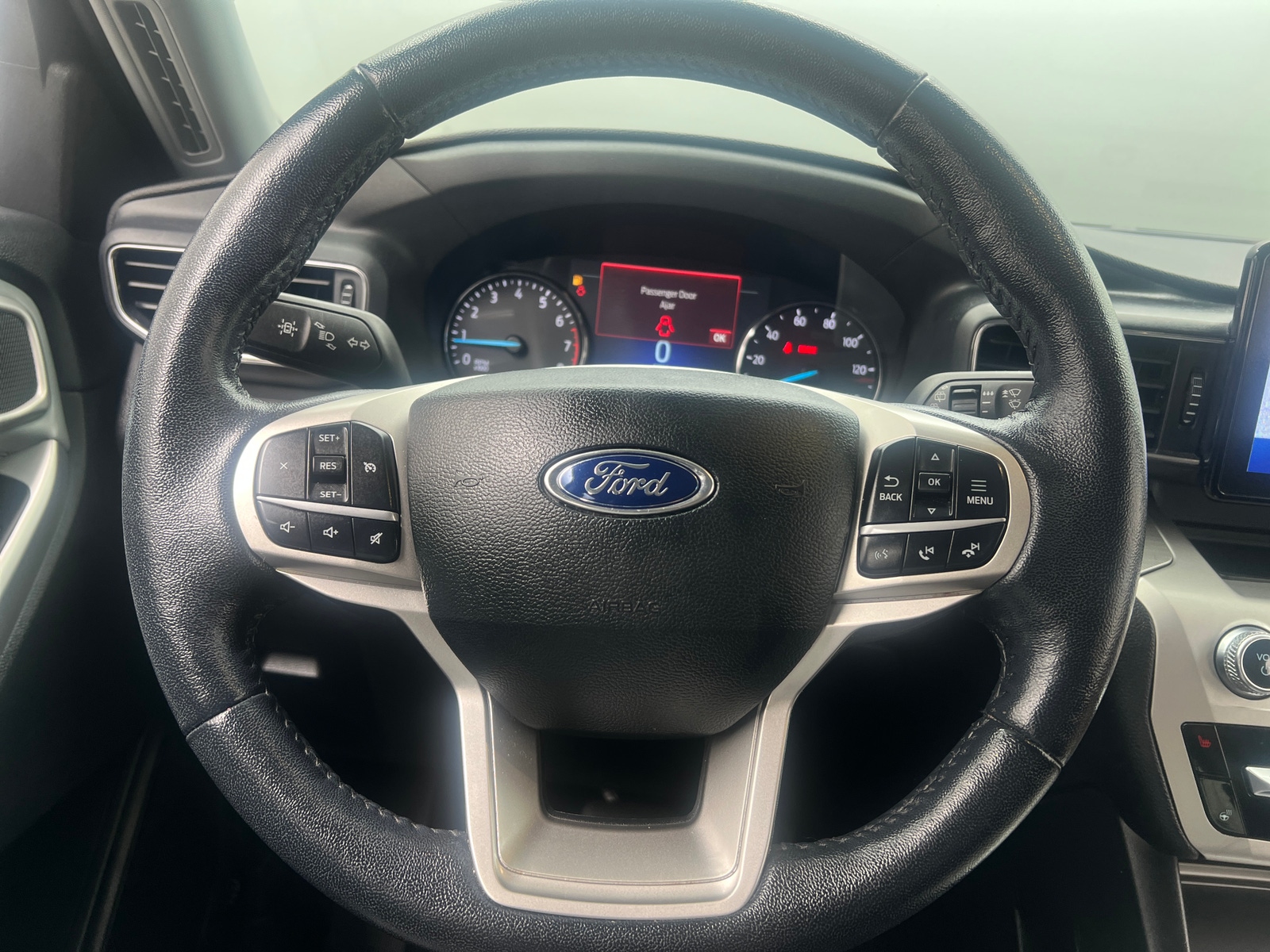 Thumbnail: 2022 Ford Explorer - 4