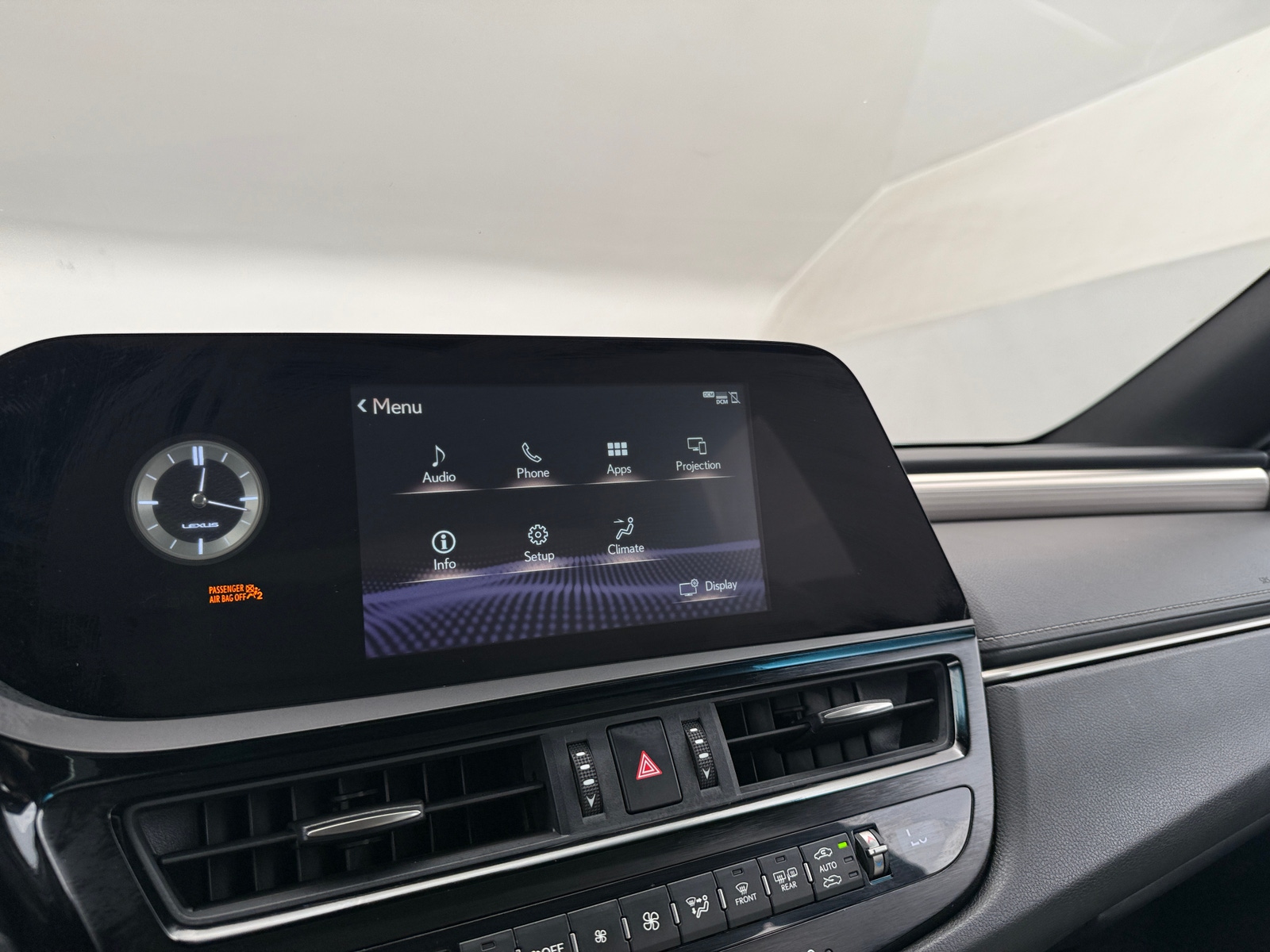 Thumbnail: 2022 Lexus ES - 3
