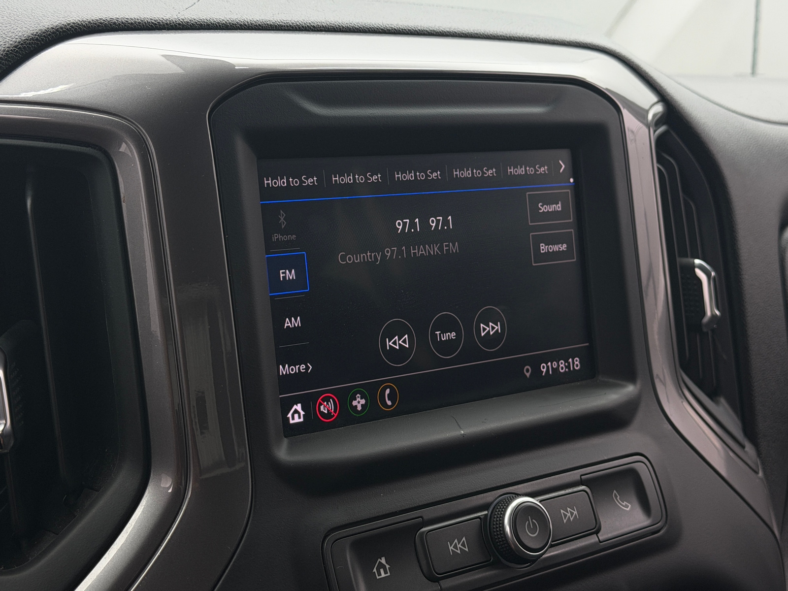 Thumbnail: 2020 Chevrolet Silverado 1500 - 4
