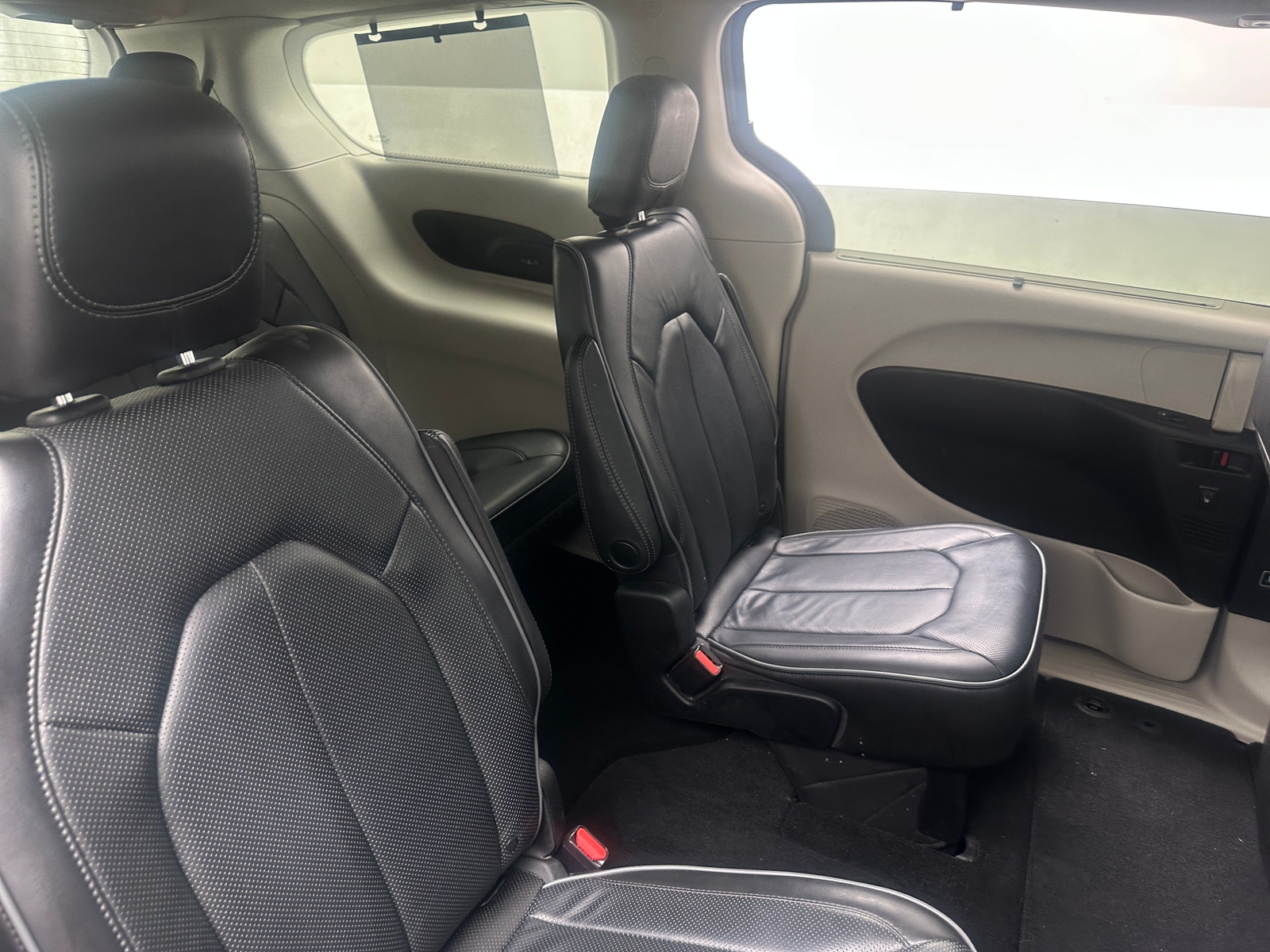 Thumbnail: 2020 Chrysler Pacifica - 5