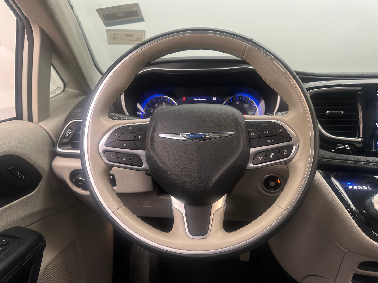 Thumbnail: 2020 Chrysler Pacifica - 4