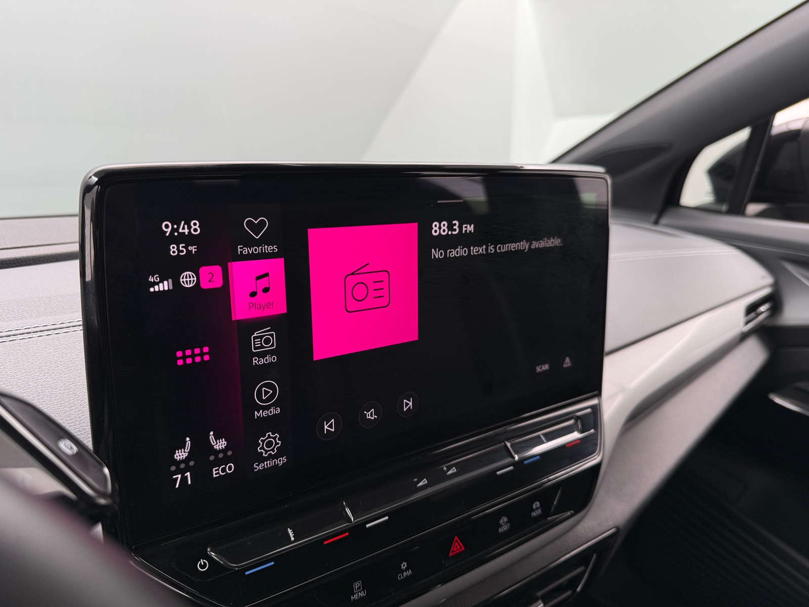 Thumbnail: 2023 Volkswagen ID.4 - 4