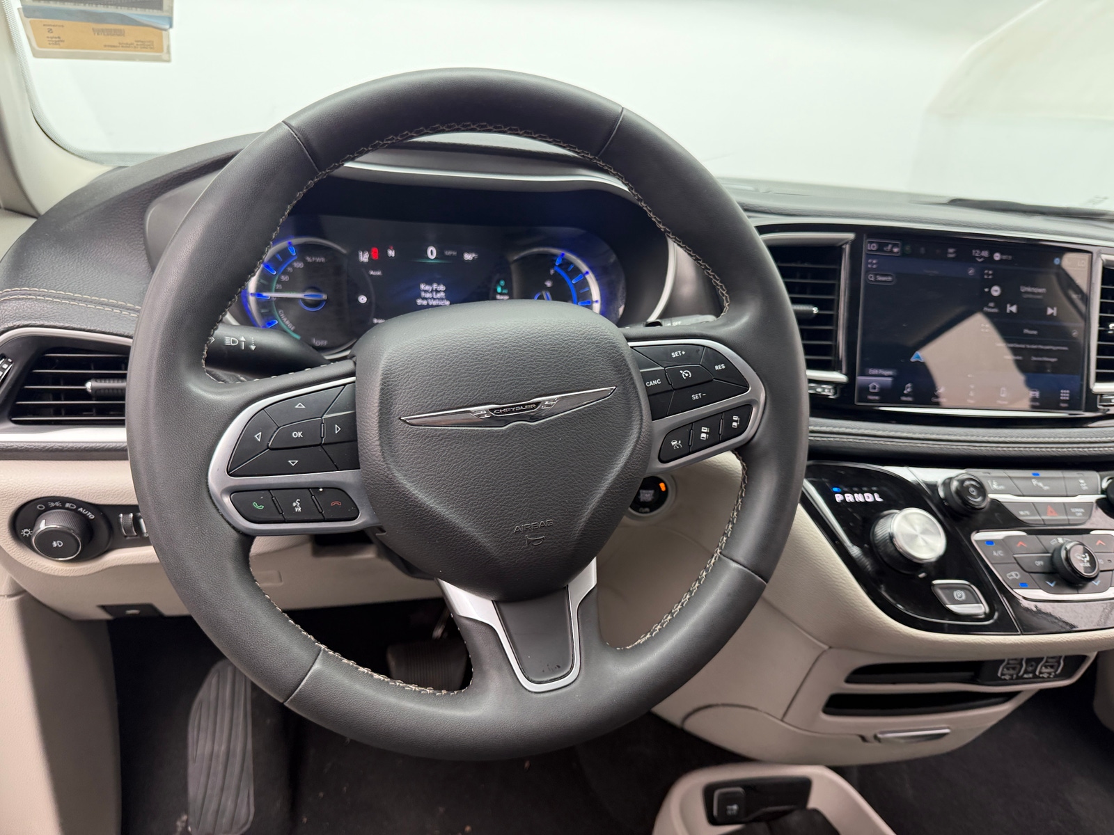 Thumbnail: 2024 Chrysler Pacifica - 4