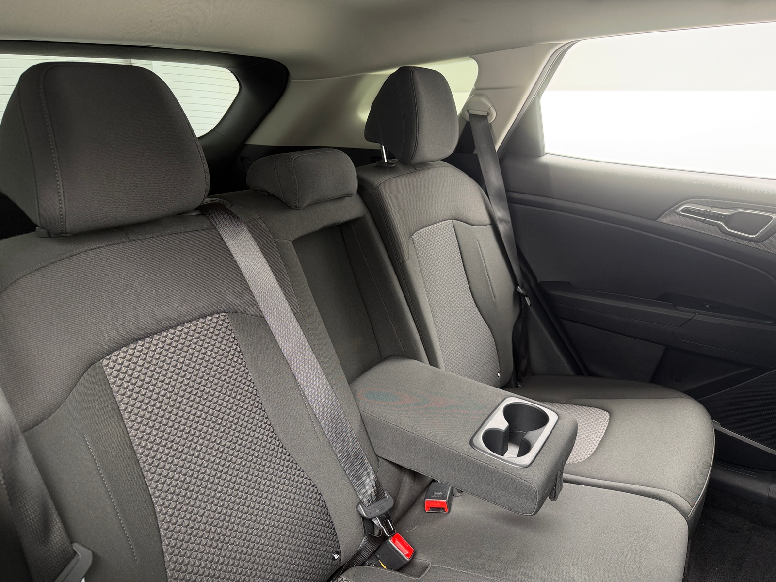 Thumbnail: 2025 Kia Sportage - 6