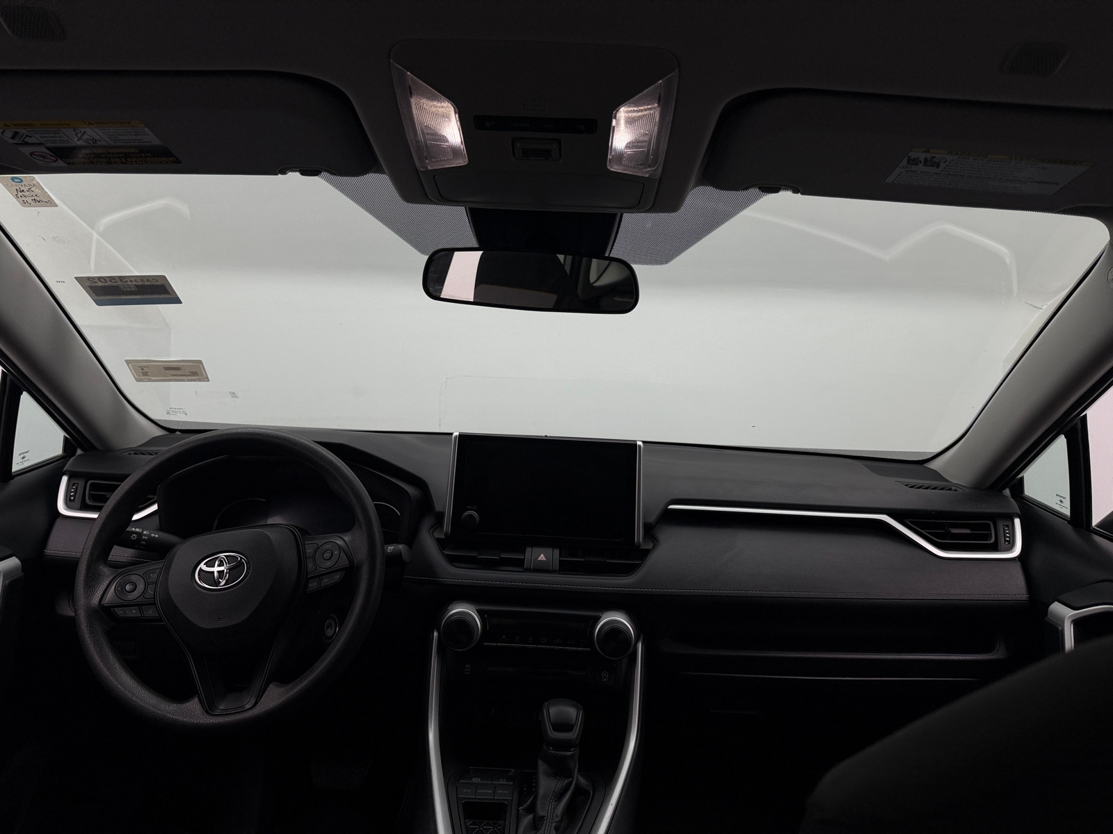 Thumbnail: 2025 Toyota RAV4 - 3