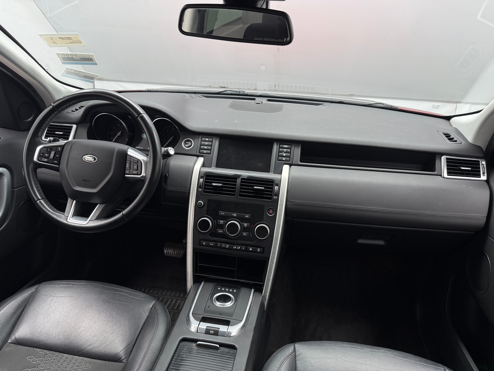 Thumbnail: 2019 Land Rover Discovery Sport - 2