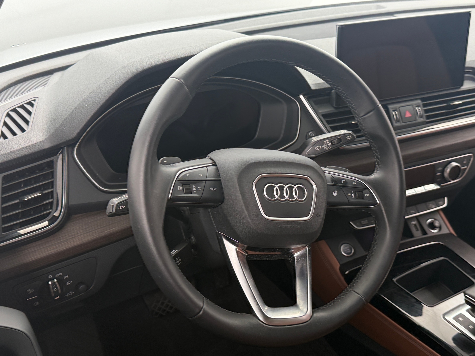 Thumbnail: 2022 Audi Q5 - 4