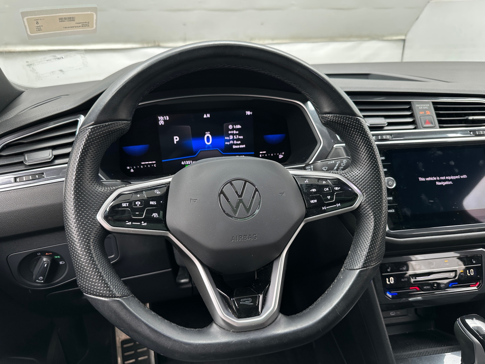 Thumbnail: 2023 Volkswagen Tiguan - 4
